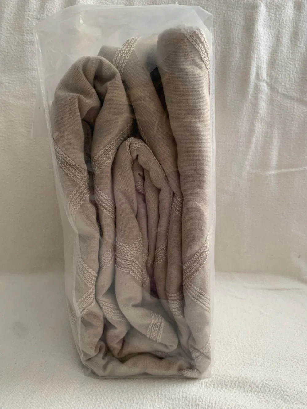 NWOT O&O by Olivia & Oliver Black Out Beige Grommet Window Panel